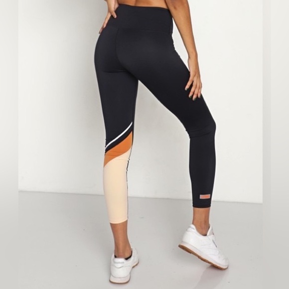 PE Nation Legging Size Medium - Picture 1 of 8